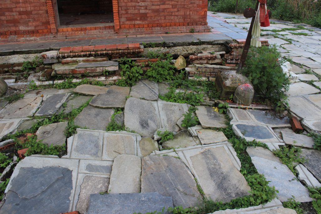 If you've ever wondered what an earthquake does to a stone pavement, here's the answer.