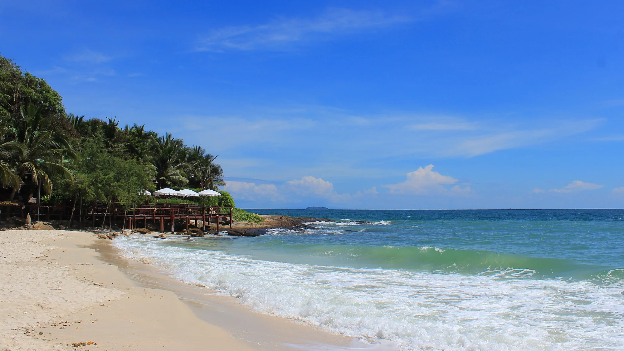 The beach of Apache Guesthouse at Ao Sang Thian beach in Koh Samet, Thailand.