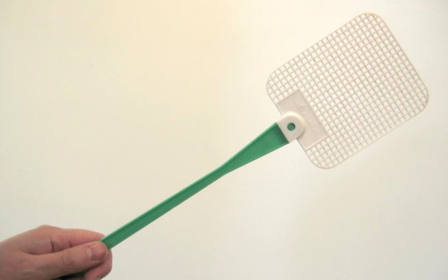 A fly swatter. Picture by Heron from Wikimedia Commons