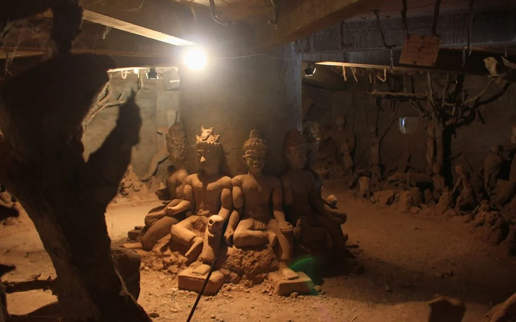 Inside the pumpkin hell of Buddha Park, Vientiane.