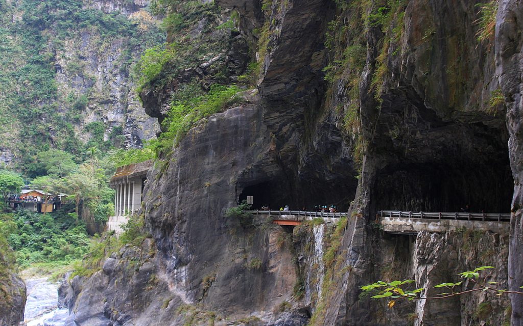 Swallow Grotto in Taroko. A road goes inside the mountain next to a beautiful caynon.