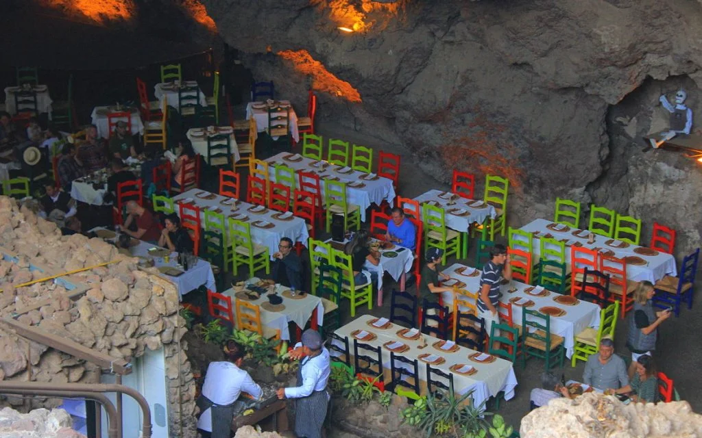 La Gruta is an expensive retaurant, but it's located inside a cave, so it offers a perfect escape from the sun.