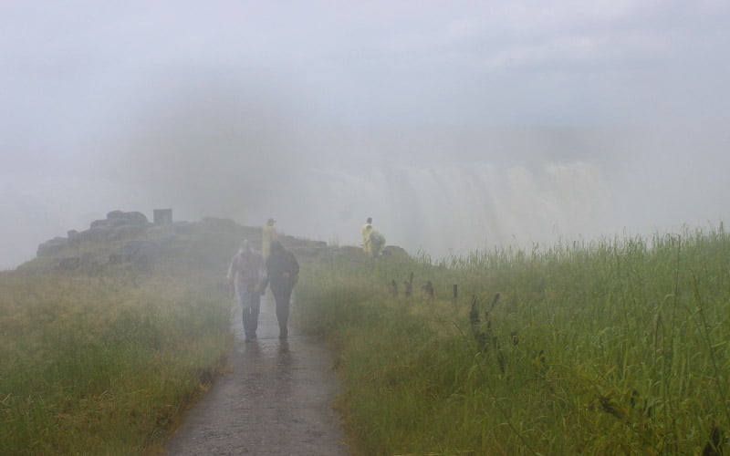 Massive amounts of rain and mist at the National Park viewpoints